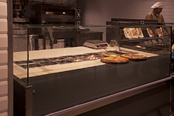 Missouri M sushi/pizza