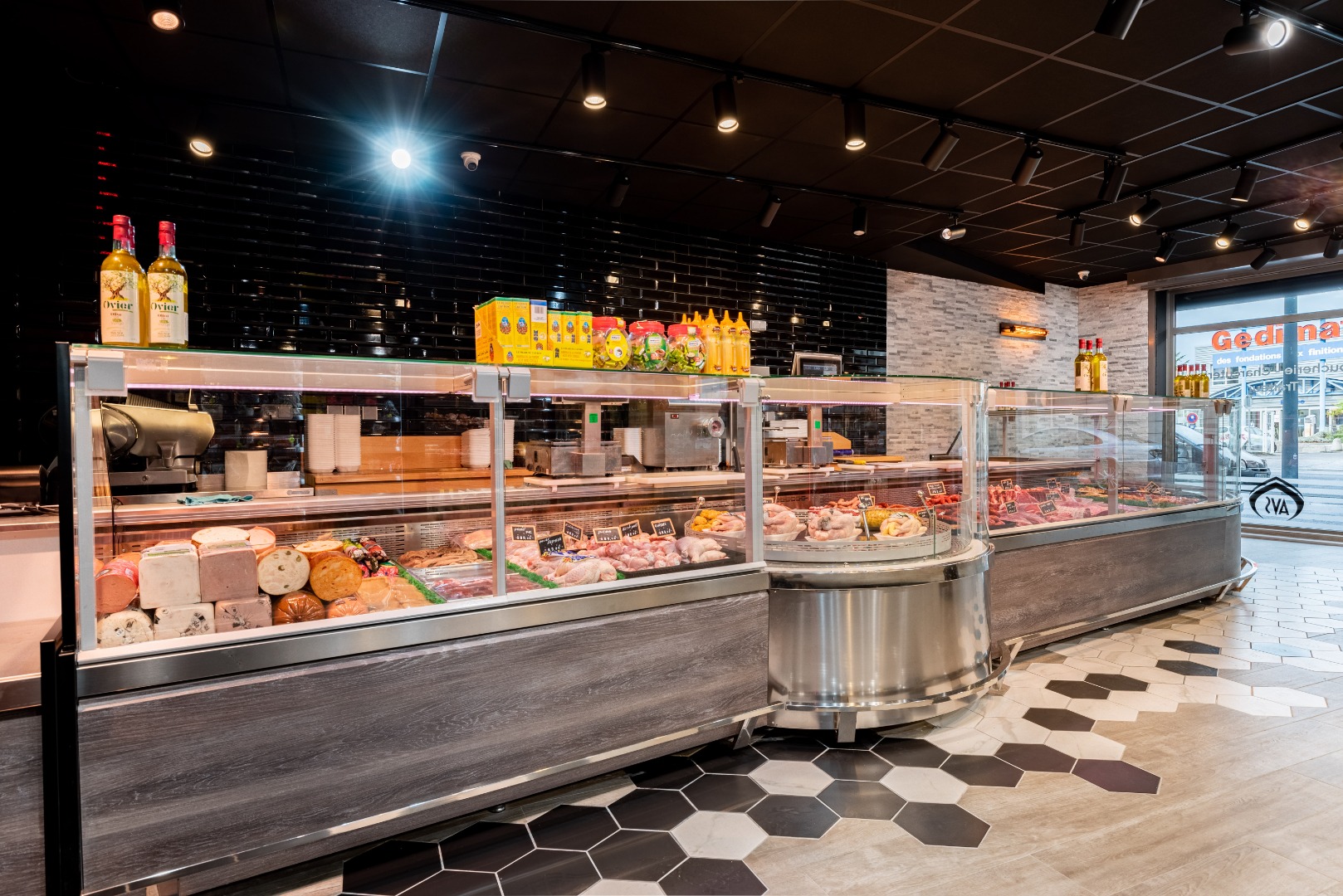 Refrigerated counters Missouri MC 120 deli PS, Missouri MC 120 deli accent PS/P, convenient store Bouche Qui Rit (France)