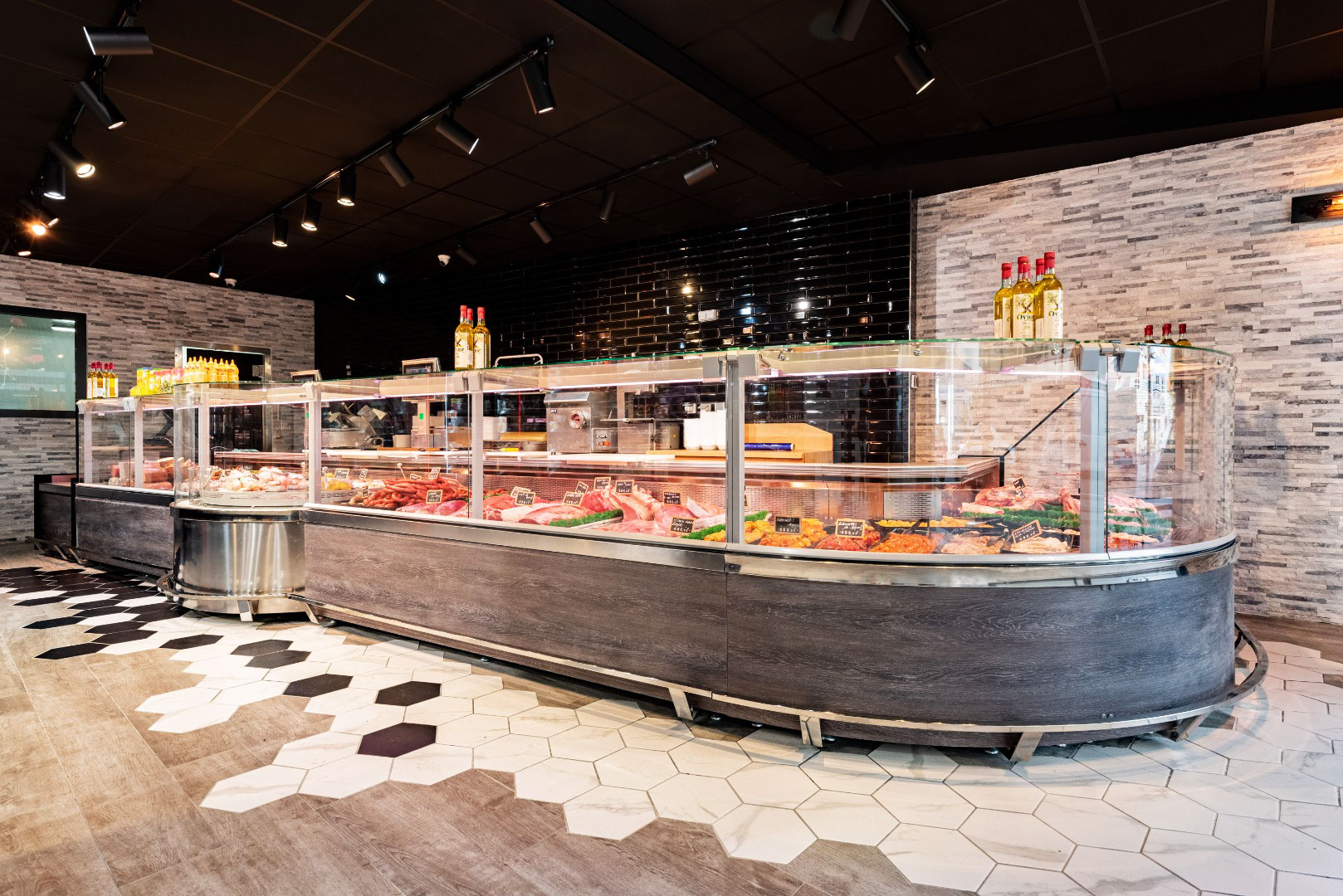 Refrigerated counters Missouri MC 120 deli PS, Missouri MC 120 deli accent PS/P, convenient store Bouche Qui Rit (France)