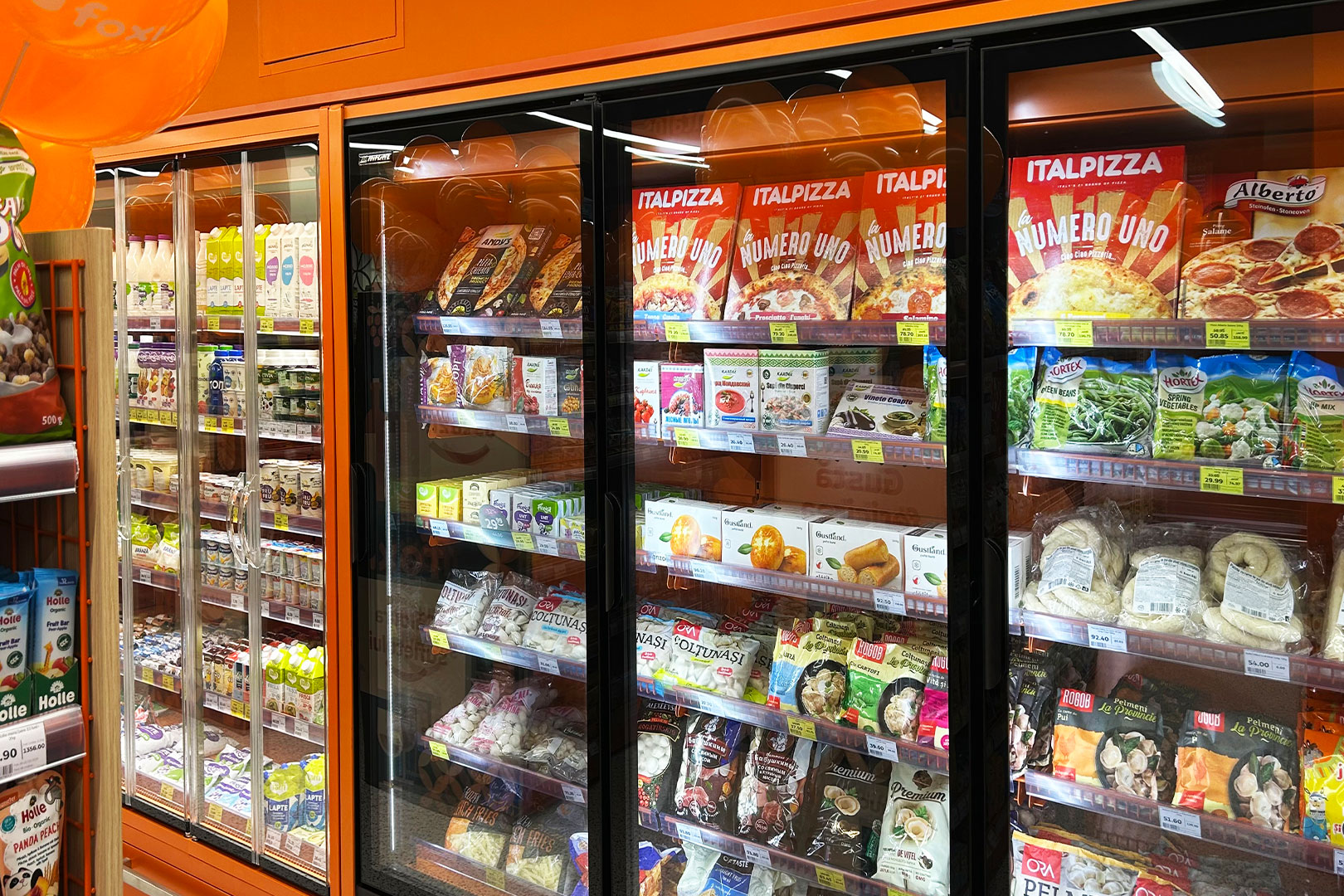 Multideck cabinets Indiana 2 MV 080 MT D 205-DLM, Indiana 2 MV 080 LT D 205-DLM, Foxi convenience store, Moldova Multideck cabinets Indiana 2 MV 080 MT D 205-DLM, Indiana 2 MV 080 LT D 205-DLM, Foxi convenience store, Moldova