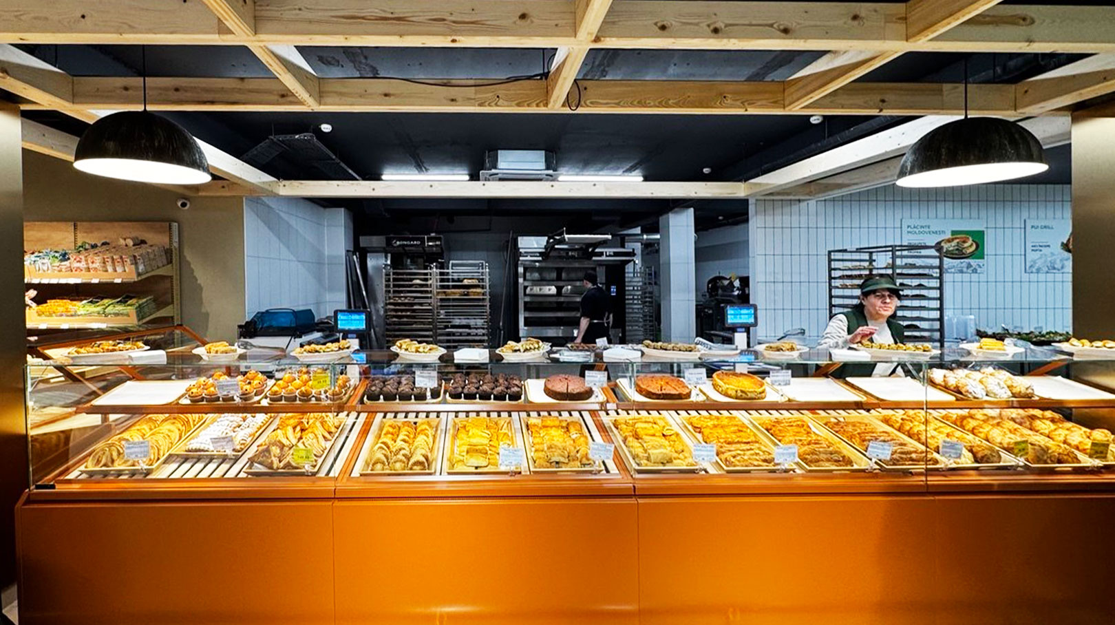 Lady Missouri NC 084 bakery N OS 120, supermarket Bonus, Mołdawia Lady Missouri NC 084 bakery N OS 120, supermarket Bonus, Mołdawia